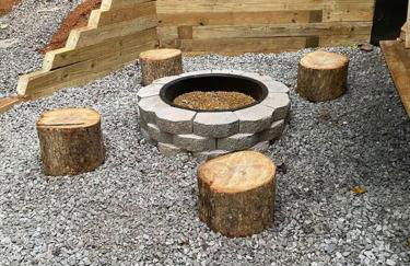 Helen, GA Bear Paw Haus 4 bdrm, sleeps 10, fire pit, pool table, on Golf course - Foto 27