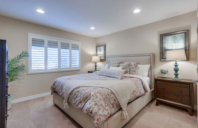 Beautiful Backyard Oasis 5 bedroom 3 Bathroom Home - Foto 4