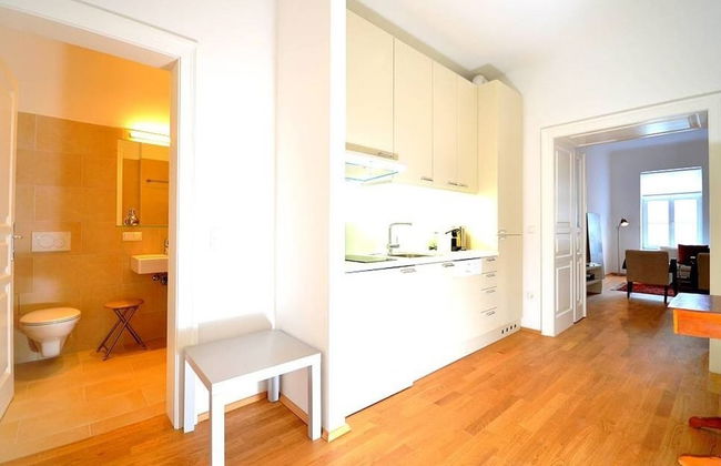 Vienna Residence Bright Apartment for 2 in Central but Quiet Location - Foto 11