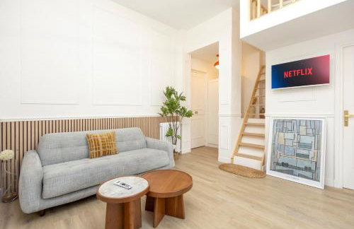 LV2 Au cœur de l'Avenue des Champs-Elysées Arc de Triomphe - Photo 12