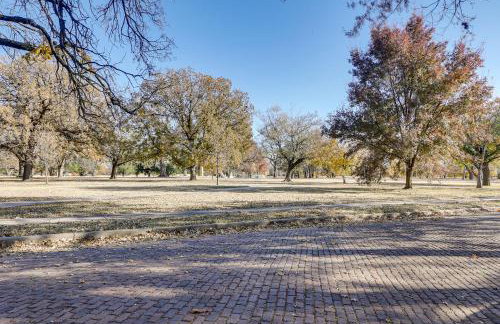 Historic Home Overlooking Central Riverside Park! - Foto 36