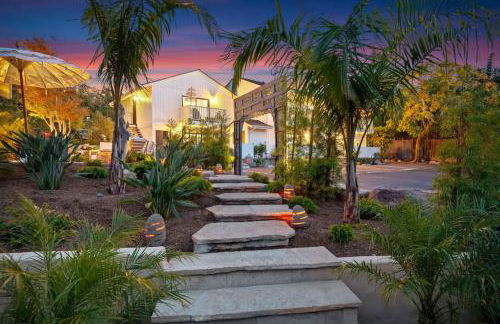 Seaside and Newly Renovated - Photo 6