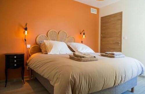 Domaine de Mérins, 10 couchages avec piscine, face à la rivière, à 4km de la plage - Foto 17