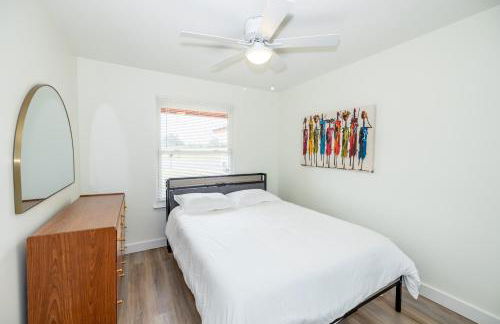 Luxury 4BR Oasis with Pool, Hot Tub & Game Room! - Foto 15