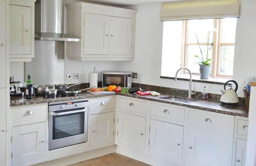 Hampton Wafre Cottage - Photo 7