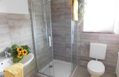 Haus Astenblick in Winterberg für bis zu 35 Personen für Wanderveranstaltungen und Familienfeiern - Foto 43