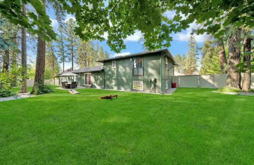 HUGE Modern Family Home- Modern, Fully Stocked, Weekly Savings - Foto 33