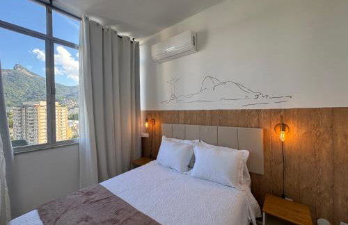 Home Laranjeiras - Photo 1