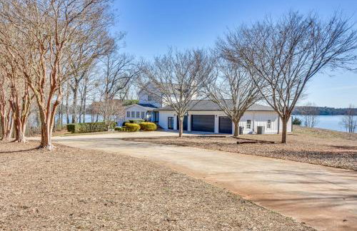 Lake Hartwell Home with Dock and Fire Pit! - Foto 37