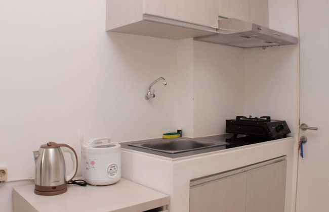 Cozy Living Studio At Urbantown Apartment Karawang - Foto 7