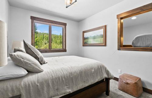 Snowghost Den-Luxury Ski In Ski Out Home Sleeps 9 with 3 Bedrooms 2 and a half Bathrooms and Private Hot Tub - Foto 10