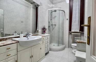 Kibilu - Luxury City Centre APT with Parking - Foto 30