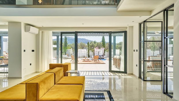 Entrada (vista interior)