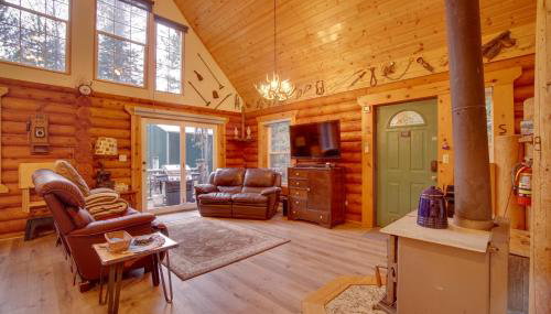 Donnelly Cabin with Private Deck Near Lake Cascade! - Foto 2
