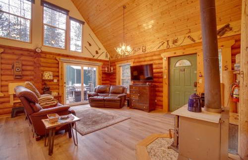Donnelly Cabin with Private Deck Near Lake Cascade! - Foto 2