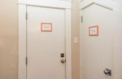 Spacious 2BR in Grand Old Home, Downtown Durham - Photo 68