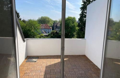 Moderne Ferienwohnung in Gelsenkirchen-Schalke für 1 bis 7 Personen mit Terrasse, ideal für Gruppen & Stadionbesuche - Foto 26