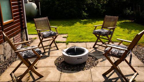 Luxury Lodge - Photo 3, Garden