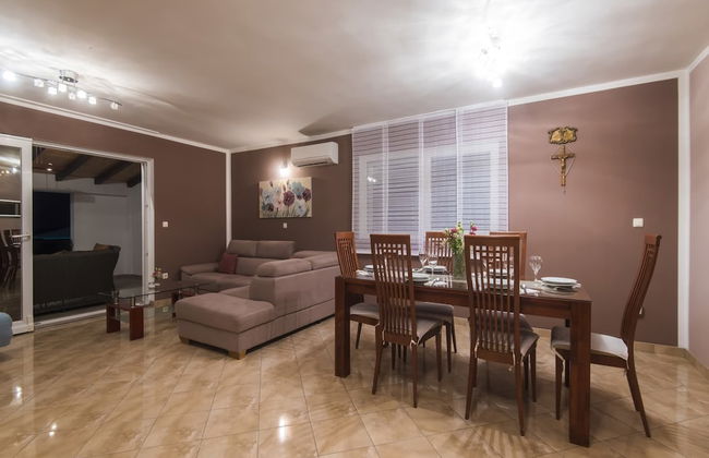 Cosy Holiday Home in Policnik With Pool - Foto 28