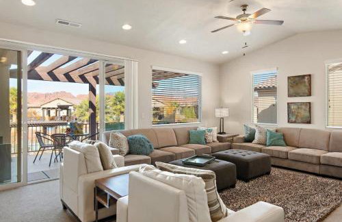 33| Poolside Retreat in St George with 3 Deck Views - Foto 28