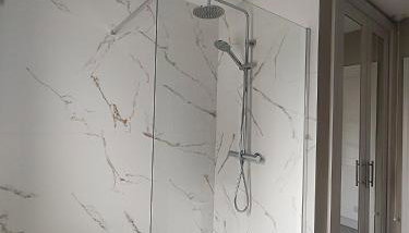 TheWeeHouseOnTheHill - Foto 3, Shower