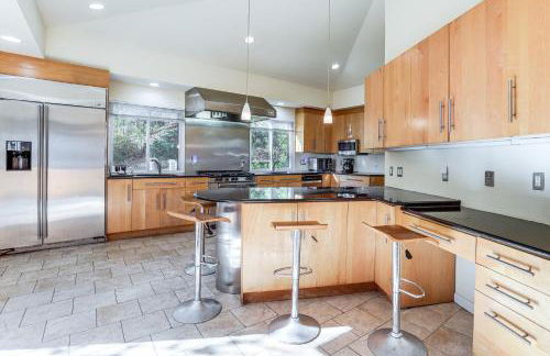 Spacious King of Prussia Home with 2 Game Rooms - Foto 11