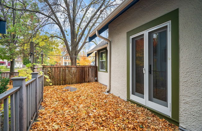Lyndale Bungalow - Photo 26