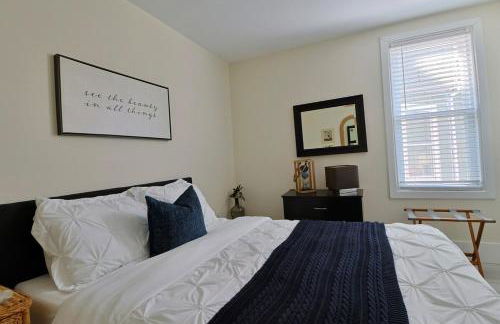 Modern Abode 2BR Near UofR, Highland, Downtown Rochester, NY Sleeps 4 - Foto 17