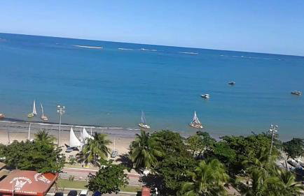 NA BEIRA MAR DE PAJUCARA- EDIF NEO- APARTAMENTO QUARTO E SALA- TEM VARANDA - VISTA LATERAL DO MAR- RUA JULIO PLECH FILHO 60 ESQUINA COM AVENIDA DOUTOR ANTONIO GOUVEIA - CONSUMO ELETRICO É PAGO No CKECK-OUT 1KWH É 1,35 REIAS - Foto 42