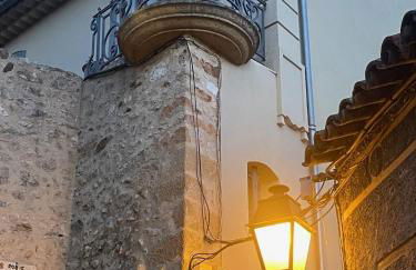 Biot - Place des Arcades - Foto 20