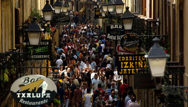 Private Tour: Car Disposal and Driver in San Sebastian - Foto 2