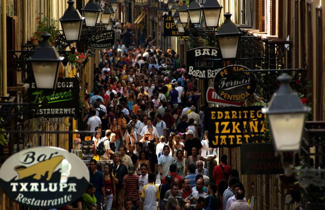 Private Tour: Car Disposal and Driver in San Sebastian - Foto 2