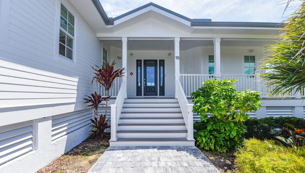 Springtide House by Brightwild Waterfront Pool - Foto 2, Habitación