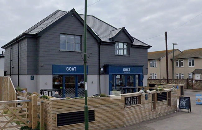 Seaside Retreat 2 Mins to Beach - Photo 57