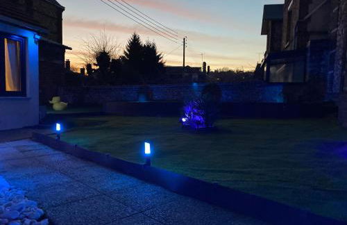 Balnéo, sauna et de nombreuses surprises - Foto 17