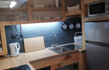 Appartement T1bis avec jardinet au calme - Photo 4