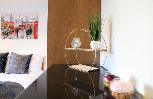 Colby House with Private Parking - Foto 26