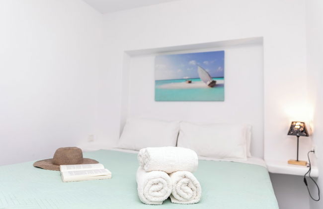 Depis Luxury Suites - Photo 36