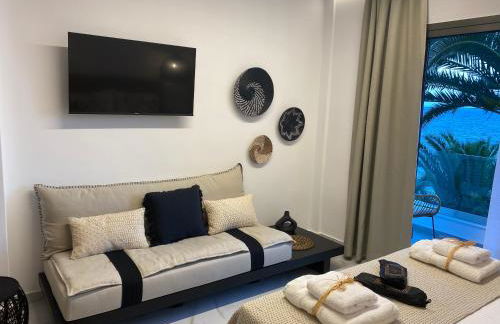 Sofi Mar - Plomari - The place to be - Photo 18