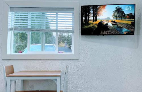 The Sitka Studio - Photo 4