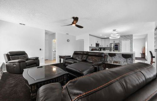 Elegant 4BR Luxury Home - Private Pool Disney - Foto 37