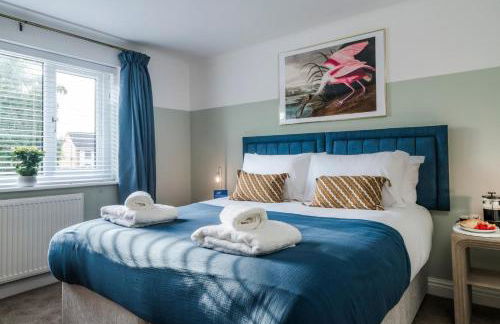 3-Bedroom Apartment 2-Bathrooms 2-Off Street Parking Spaces - Photo 4