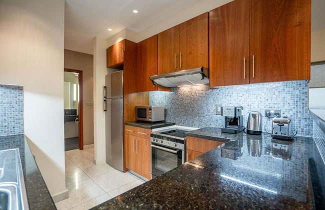 Nasma Luxury Stays - Central Park Tower - Photo 44