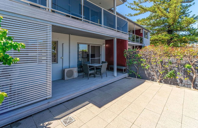 Adrift Apartments - Photo 22