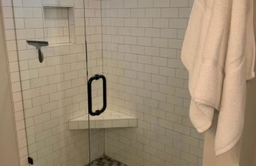 Fully Fenced & Fitted 4BR Near LakePoint Sports - Foto 18