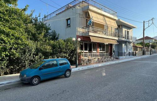 Kato Panayia Cafe Retreat - Foto 1