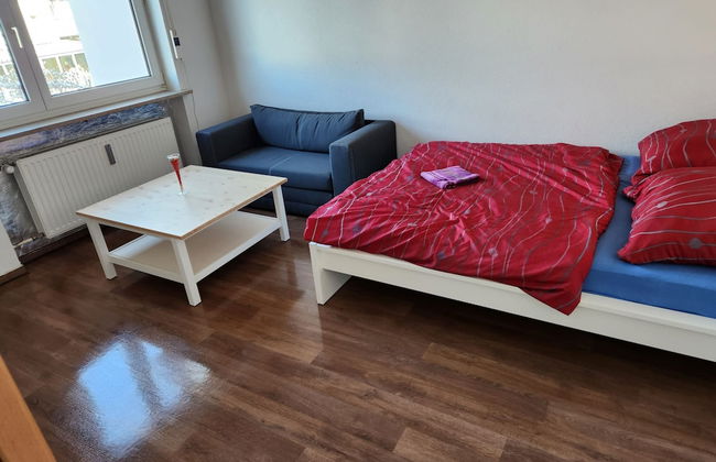 Einfache 1-Zimmer Wohnung für max 4 - Foto 1