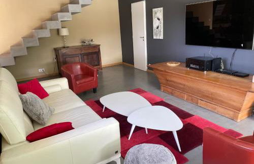 Belle villa avec piscine intérieure et piscine extérieure Gite Les Aiguiers - Foto 20