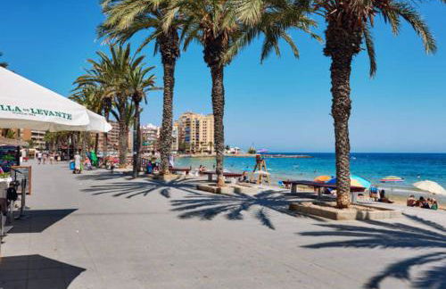 Top Floor spacious apartment with roof terrace - Foto 42