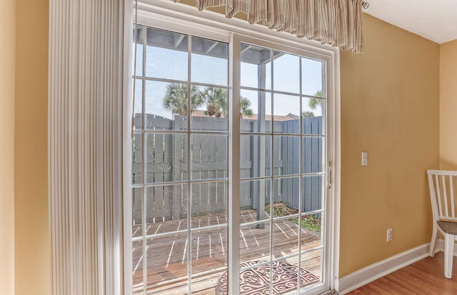 Fernandina Shores Condo with Private Balcony and Access to Pool by RedAwning - Foto 33